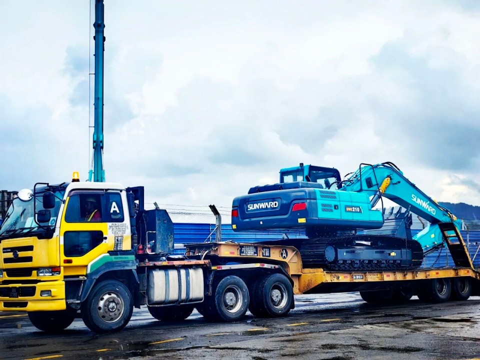 xingkong星空平台(中国)集团智能高端设备批量交付,助力马来西亚基建升级